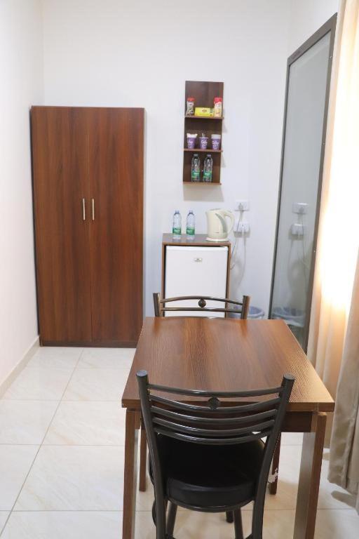 Salvador Dali Apartments Amman Ngoại thất bức ảnh