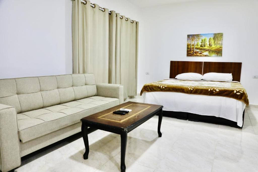 Salvador Dali Apartments Amman Ngoại thất bức ảnh