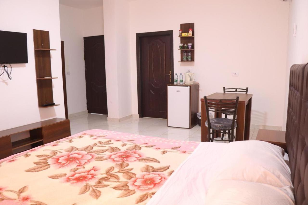 Salvador Dali Apartments Amman Ngoại thất bức ảnh